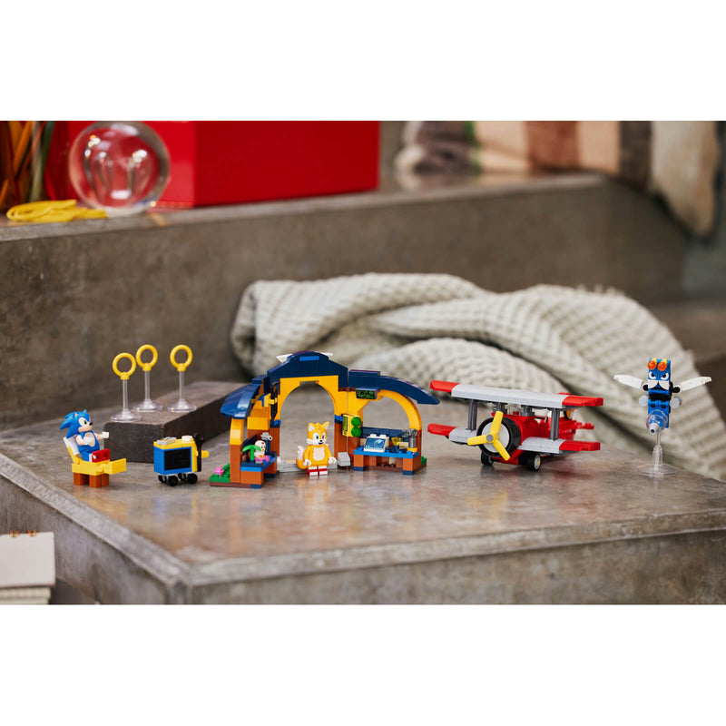 Photo of Lego sonic and tails workshop and plane playset